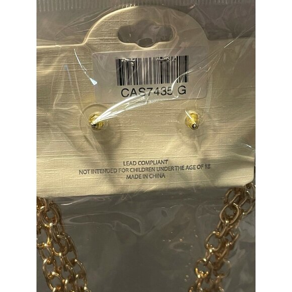 Mia Collection Gold chain tassel necklace with Gold stud earrings - Picture 5 of 6